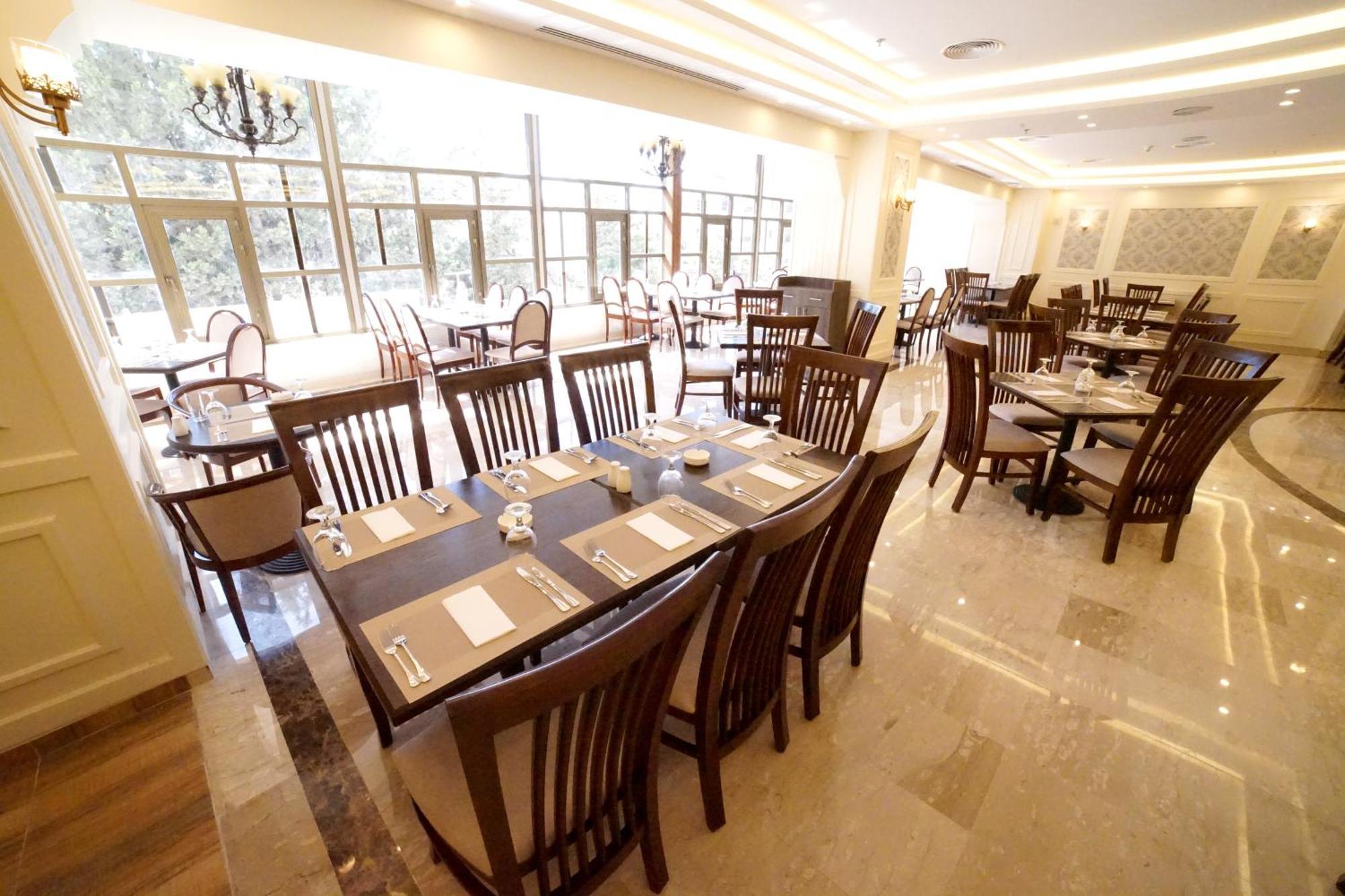 Hotel Paradise 4*